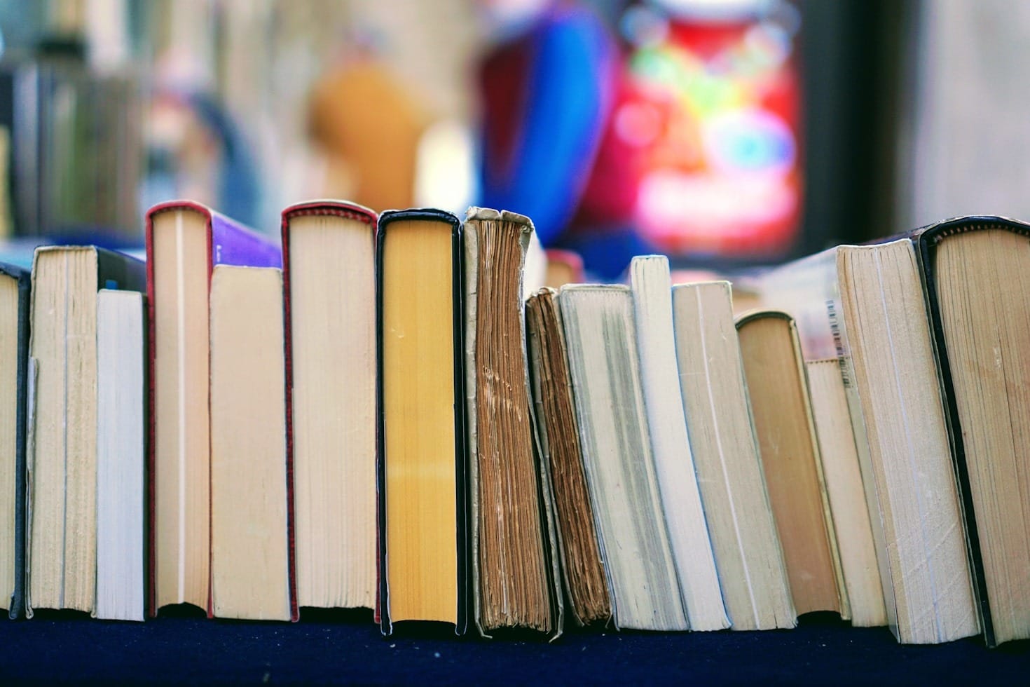 Building Better Leaders Through Curated Literature